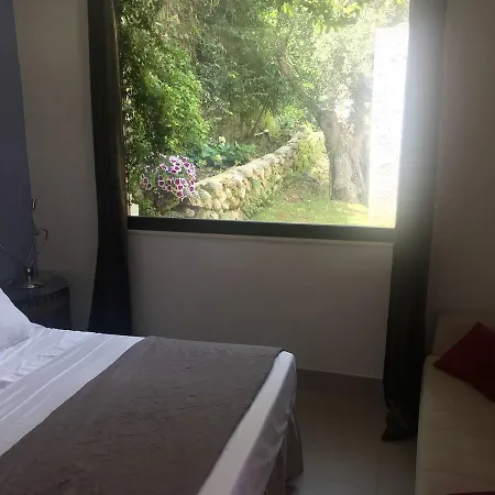 Bed & Breakfast Luxury Villa Crilugi *